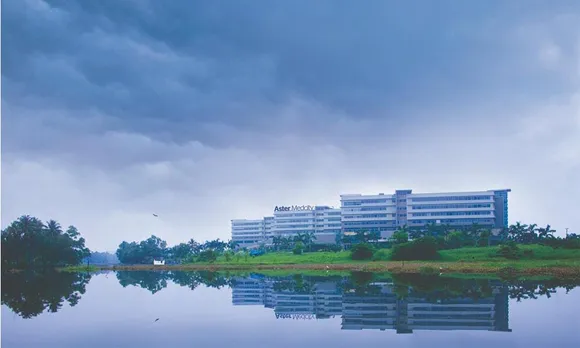 തലച്ചോറിലേക്കുള്ള രക്തക്കുഴലിൽ ബ്ലോക്ക്; ശസ്ത്രക്രിയ കൂടാതെ ജീവൻ രക്ഷിച്ച് ആസ്റ്റർ മെഡ്സിറ്റി; രോഗിയുടെ കൈയിലൂടെ കരോട്ടിഡ് സ്റ്റെന്റ് ഇടുന്നത് കേരളത്തിൽ ആദ്യം