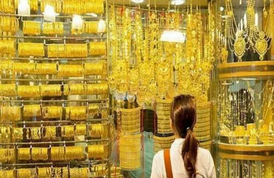 ഗോൾഡൻ പവർ ! 16 വർഷംകൊണ്ട് സ്വർണ്ണവില ഉയർന്നത് ആറിരട്ടി !