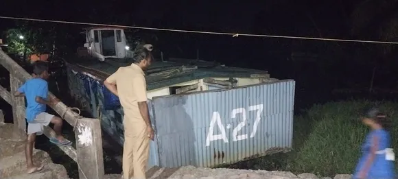 പോളയും കടകലും; ആലപ്പുഴയിൽ ചമ്പക്കുളം-എടത്വാ ബോട്ട് സര്‍വീസ് മുടങ്ങി