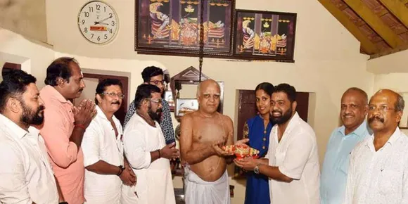 ലളിത സഹസ്രനാമ ജപാര്‍ച്ചന പൂര്‍ത്തിയാക്കിയവരെ കെഎച്ച്എന്‍എ ഓണവില്ല് നല്‍കി ആദരിക്കും