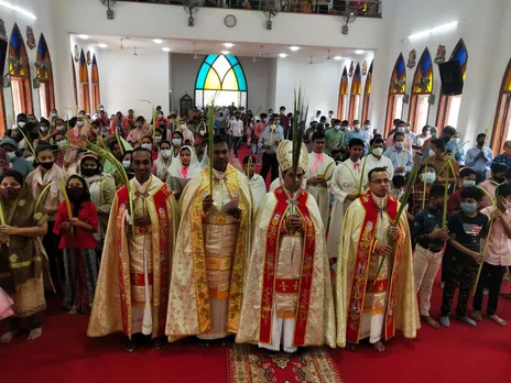 ഡല്‍ഹി ജസോള ഫാത്തിമാ മാതാ ഫൊറോനാ ദേവാലയത്തിൽ ഓശാന തിരുക്കർമ്മങ്ങൾക്ക് ആരംഭമായി