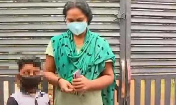 പണം കുറഞ്ഞുപോയി, കാറില്ല; സ്ത്രീധനത്തിന്റെ പേരിൽ കൊല്ലം കൊട്ടിയത്ത് അമ്മയെയും കുഞ്ഞിനെയും വീടിന് പുറത്താക്കിയ അമ്മായിയമ്മ പുരോഗമന കേരളത്തിന് അപമാനം ! സ്ത്രീധന പീഡനത്തിന്റെ ക്രൂര മുഖം കണ്ട ഞെട്ടലിൽ കേരളം ! അമ്മയെയും കുഞ്ഞിനെയും മാറ്റി പാർപ്പിക്കാമെന്ന് മന്ത്രി വീണാ ജോർജ്. സ്ത്രീധനത്തിനായുള്ള വേട്ടയാടൽ കേരളത്തിന്റെ ശാപമാകുമ്പോൾ...