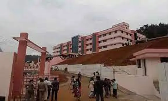 വിദ്യാർത്ഥി സംഘർഷമുണ്ടായ മേപ്പാടി പോളിടെക്നിക് കോളേജിൽ കൂടുതൽ വിദ്യാർത്ഥികൾക്കെതിരെ നടപടി; കോളേജിലെ സംഘർഷവുമായി ബന്ധപ്പെട്ട് 6 പേർ ഇതുവരെ അറസ്റ്റിലായി; കുറ്റക്കാരായ വിദ്യാർത്ഥികളെ പുറത്താക്കാൻ കോളേജിന്‍റെ തീരുമാനം
