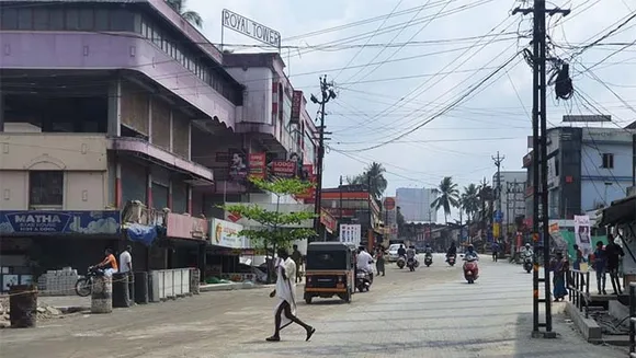 വയനാട് റോഡ് പൂർണമായും ഗതാഗതത്തിനായി തുറന്നു കൊടുത്തു
