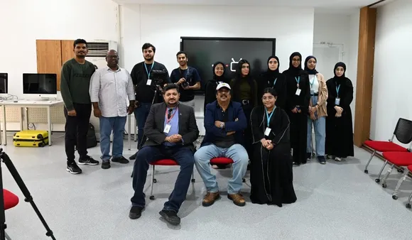 നടന്‍ രവീന്ദ്രന്‍റെ നേതൃത്വത്തില്‍ ബഹ്റൈന്‍ പോളി ടെക്നികില്‍ സിനിമാപാഠശാലയും സെമിനാറുംസംഘടിപ്പിച്ചു