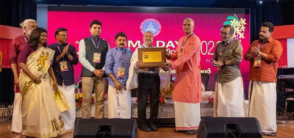 ഡൽഹി മലയാളി അസോസിയേഷൻ സ്ഥാപക ദിനാഘോഷങ്ങളിൽ സാമൂഹ്യ പ്രവർത്തകൾക്ക് പുരസ്കാരങ്ങള്‍ സമ്മാനിച്ചു; രാഷ്ട്ര സേവനത്തോടൊപ്പം കഴിവുകൾ കണ്ടെത്തി അഭിവൃത്തി നേടാൻ യുവാക്കൾക്ക് നാവിക സേനയിൽ അവസരം - നാവിക സേനാ മേധാവി അഡ്മിറൽ ആർ ഹരികുമാർ