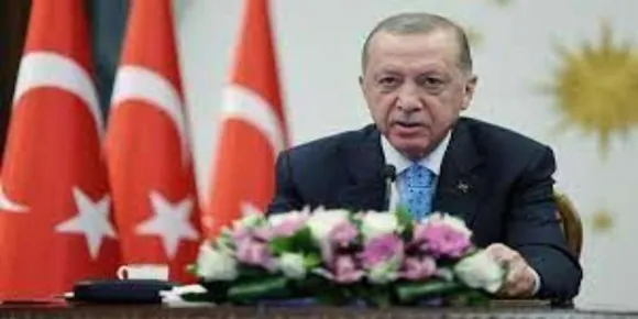 ഉര്‍ദുഗാന്‍ ടിവി അഭിമുഖത്തിനിടെ കുഴഞ്ഞുവീണു