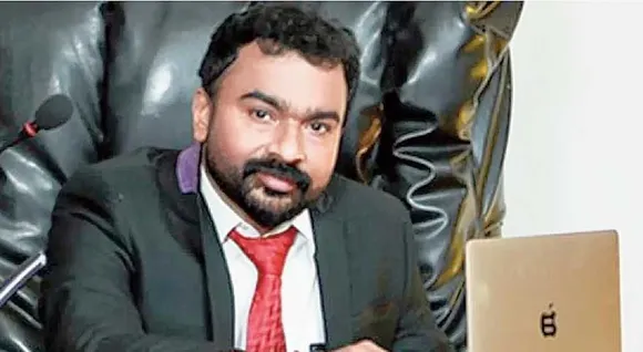 മോൻസൺ മാവുങ്കലിനെ പ്രവാസി മലയാളി ഫെഡറേഷൻ രക്ഷാധികാരി സ്ഥാനത്തുനിന്നും നീക്കം ചെയ്തു