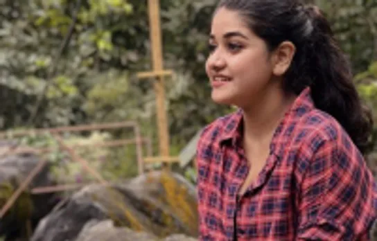ഷോർട്സ് ധരിച്ച് സ്റ്റൈലിഷ് ലുക്കിൽ;“കുറച്ചു ദിവസം ഞാൻ വളരെ സന്തോഷത്തിലായിരുന്നു; എന്നാൽ ഇപ്പോൾ യാത്ര ചെയ്യാനും അഭിനയിക്കാനും എപ്പോഴും ഇഷ്ടമാണ്..” നടി സാനിയ ബാബു