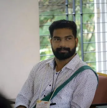 സര്‍വകലാശാല യൂണിയന്‍ ചെയര്‍മാനാകാൻ  എസ്.എഫ്.ഐ കാട്ടാക്കട  ഏരിയാ സെക്രട്ടറി ആള്‍മാറാട്ടം നടത്തിയ സംഭവം സി.പി.എം സംസ്ഥാന സെക്രട്ടേറിയേറ്റ്  ചര്‍ച്ച ചെയ്യും; ആൾമാറാട്ടം നടത്തിയ എ വിശാഖിനെതിരെ നടപടിക്ക് സാധ്യത; കുട്ടിസഖാക്കളുടെ നിയമവിരുദ്ധ പ്രവർത്തനങ്ങളിൽ വെട്ടിലായി സിപിഎം
