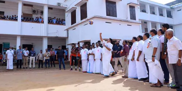 ഉഴവൂർ സെന്റ് സ്റ്റീഫൻസ് കോളേജിൽ വോളിമ്പോൾ, ഫുട്ബോൾ, ഷട്ടിൽ ബാഡ്മിന്റൺ ടൂർണമെന്റുകളുടെ ഉദ്ഘാടനം ജലവിഭവ വകുപ്പു മന്ത്രി റോഷി അഗസ്റ്റിൻ നിർവഹിച്ചു