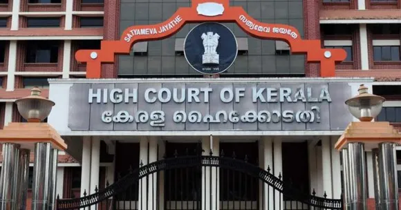 കോവിഡാനന്തര ചികിത്സക്ക് എ.പി.എല്‍ വിഭാഗത്തില്‍നിന്ന് പണം ഈടാക്കാനുള്ള ഉത്തരവ് തിരുത്തണമെന്ന് ഹൈക്കോടതി