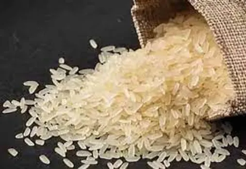 കുതിച്ചുയർന്ന അരിവില ; മൊത്തവ്യാപാരികളുടെ ‘കടുംകൈ’ പ്രയോഗത്തിൽ കിലോയ്ക്ക് 20 രൂപ കുറഞ്ഞു