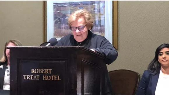 ന്യൂജേഴ്സി സെനറ്റ് സ്ഥാനാർത്ഥി രൂപേന്ദ് മേത്തയ്ക്ക് പിന്തുണയുമായി ലൊരിറ്റ വിൻബെർഗ്