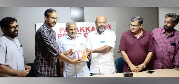 ഓള്‍ കേരള കാറ്റില്‍ ആന്‍ഡ് മീറ്റ് മര്‍ച്ചന്റ്‌സ് വെല്‍ഫയര്‍ അസോസിയേഷന്‍ സംസ്ഥാന കമ്മിറ്റി മാധ്യമ പ്രവര്‍ത്തകര്‍ക്ക് റമദാന്‍ കിറ്റ് നല്‍കി