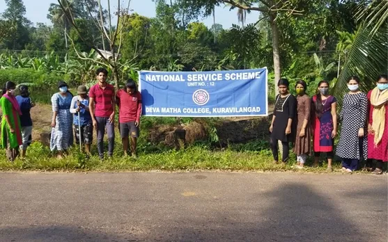 കുറവിലങ്ങാട് ദേവമാതാ കോളേജിൽ നടക്കുന്ന സപ്തദിന എൻഎസ്എസ് ക്യാമ്പിന്റെ ഭാഗമായി കുറവിലങ്ങാട് ബൈപാസ് റോഡും പരിസരവും ശുചീകരിച്ചു