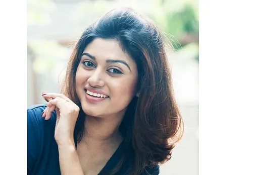 'ഗോബാക്ക് മോദി' എന്ന ഹാഷ്ടാഗില്‍ ട്വീറ്റ്; നടി ഓവിയ പ്രധാനമന്ത്രിയെ അപമാനിച്ചുവെന്ന് ബിജെപി; പൊലീസില്‍ പരാതി നല്‍കി