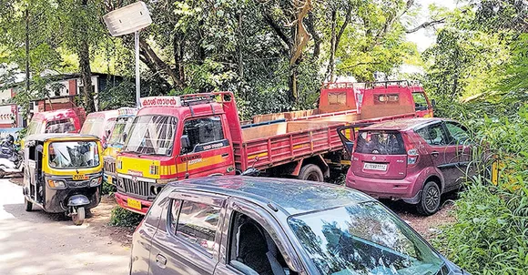 ഇടുക്കി ജില്ലാ ആശുപത്രിയിലെ വാഹന പാർക്കിംങ്ങ് ചാർജ്ജ് വർദ്ധനവ്; വ്യാപക പ്രതിഷേധം