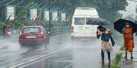 മഡഗാസ്‌കറിനു സമീപമുണ്ടായ ചുഴലിക്കാറ്റ്; സംസ്ഥാനത്ത് ഇടിമിന്നലോട് കൂടിയ മഴയ്ക്ക് സാദ്ധ്യത