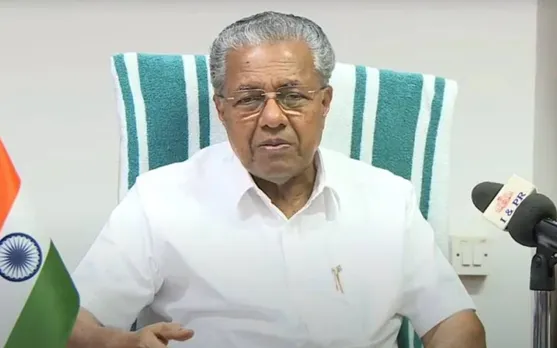 മുല്ലപ്പെരിയാറിൽ ഇപ്പോൾ തമിഴ്‌നാടിന്‍റെ തോന്നിവാസമാണ് നടക്കുന്നത്. രാത്രികാലങ്ങളിൽ പെരിയാറിന്റെ തീരത്ത് താമസിക്കുന്നവർ ഭയന്നാണ് കഴിയുന്നത് ! ഇരച്ചെത്തുന്ന വെള്ളം വീട്ടിലേക്ക് കയറുന്ന സ്ഥിതി ഒന്നാലോചിച്ചു നോക്കു... പിണറായി വിജയൻ മൗനം വെടിയണം - പ്രതികരണത്തില്‍ തിരുമേനി എഴുതുന്നു