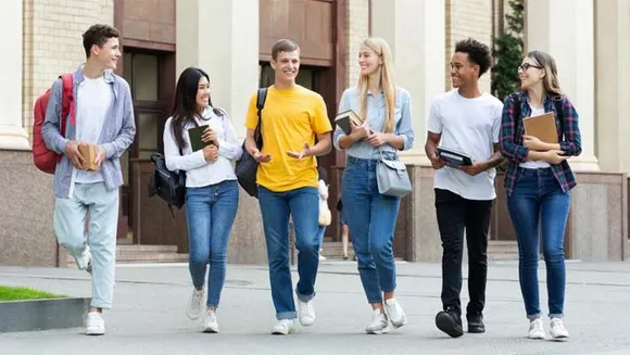 വിദേശ വിദ്യാര്‍ത്ഥികളെ തുടരാന്‍ അനുവദിച്ച തീരുമാനം സ്വാഗതം ചെയ്തു ക്രിസ്ത്യൻ ഗ്രൂപ്പുകൾ