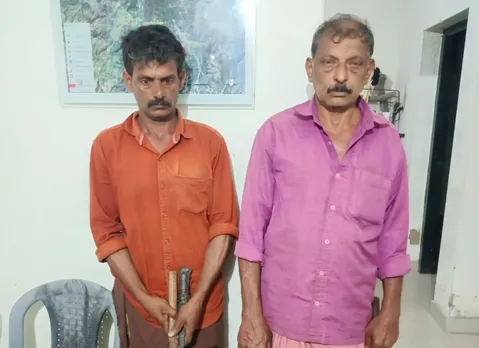 നെല്ലിമല എസ്‌റ്റേറ്റില്‍ ചന്ദനമരം മുറിച്ചുകടത്താന്‍ ശ്രമിച്ച രണ്ടുപേര്‍ പിടിയില്‍