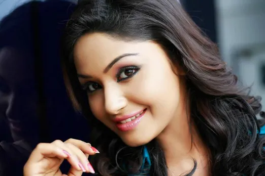 തമിഴിൽ അരങ്ങേറ്റം കുറിക്കാനൊരുങ്ങി ശ്രിത ശിവദാസ്; ആദ്യ ചിത്രം സന്താനത്തിനൊപ്പം