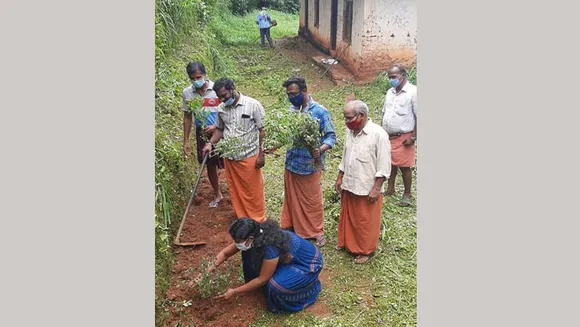 പ്രധാന മന്ത്രിയുടെ ജൻമദിനാഘോഷത്തിൻ്റെ ഭാഗമായി സേവ പ്രവർത്തനം നടത്തി 
