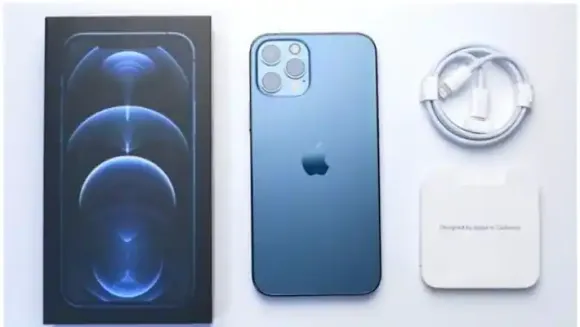 ബോക്സില്‍ ചാർജറില്ലാതെ ഐഫോൺ വിൽക്കേണ്ട, ആപ്പിളിനെതിരെ കോടതി വിധി