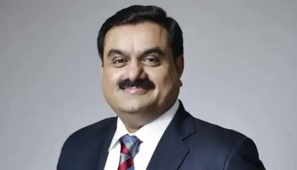 അദാനിക്ക് കനത്ത തിരിച്ചടി; നഷ്ടം 4.17 ലക്ഷം കോടി ! സമ്പന്നരുടെ പട്ടികയില്‍ ഏഴാം സ്ഥാനത്തേക്കും ഇറക്കം