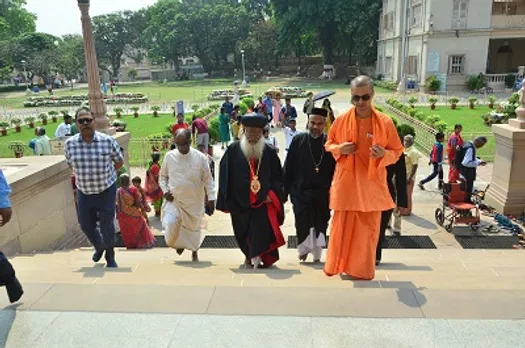 ശ്രീരാമകൃഷ്ണ മിഷന്റെ ആസ്ഥാനം സന്ദർശിച്ച് പരിശുദ്ധ കാതോലിക്കാ ബാവ:ഊഷ്മള സ്വീകരണമൊരുക്കി ആശ്രമം അധികൃതർ