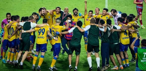 ഫൈനലിൽ പരാജയപ്പെട്ടെങ്കിലും കേരളത്തിൻ്റെ അഭിമാനമായി മാറാൻ ഈ ടീമിന് സാധിച്ചു; കേരള ബ്ലാസ്റ്റേഴ്‌സിനെ പ്രശംസിച്ച് മുഖ്യമന്ത്രി