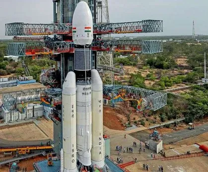 നാടിനഭിമാനമായ ഈ ശാസ്ത്രജ്ഞർക്കുമുന്നിൽ നമുക്ക് ശിരസ്സു നമിക്കാം ..