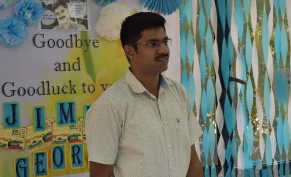 കുവൈത്തില്‍ നിന്ന് ഉദ്യോഗാർത്ഥം അമേരിക്കയിലേക്ക് പോകുന്ന ജിമ്മി ജോർജിന് യാത്രയയപ്പ് നൽകി