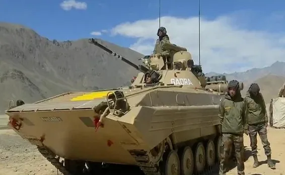 മൈനസ് 40 ഡിഗ്രിയില്‍ വരെ പ്രവര്‍ത്തിക്കാന്‍ ശേഷിയുള്ള സംവിധാനം; കൊടുംശൈത്യത്തെ നേരിടാന്‍ തയ്യാറെടുപ്പുകള്‍; കിഴക്കന്‍ ലഡാക്കില്‍ സൈനിക വിന്യാസം ശക്തമാക്കി ഇന്ത്യ; വീഡിയോ