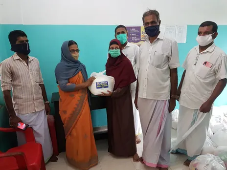 മലപ്പുറത്ത് ഭക്ഷ്യധാന്യ കിറ്റ് വിതരണം ചെയ്തു