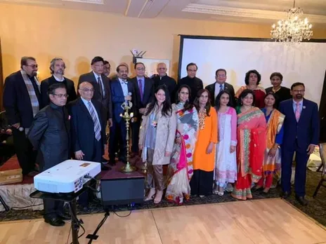 പുല്‍വാമ രക്തസാക്ഷികളുടെ കുടുംബാംഗങ്ങള്‍ക്ക് എഎപിഐ ന്യൂജേഴ്സിയുടെ 50,000 ഡോളര്‍ സഹായധനം