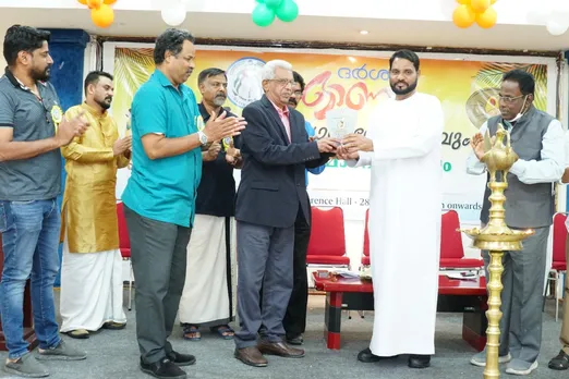 ആർപ്പുവിളികളോടെ ദർശനയുടെ തിരുവാതിരോത്സവം