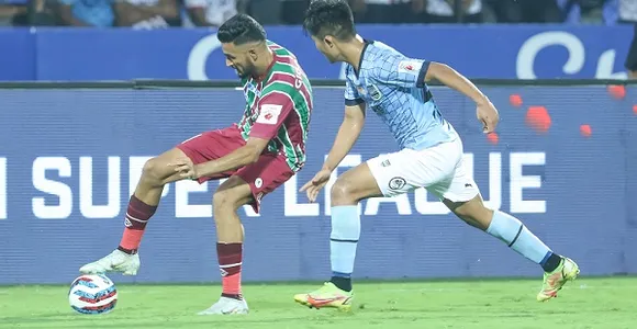 ഐഎസ്എല്‍: മുംബൈ സിറ്റി-എടികെ മോഹന്‍ ബഗാന്‍ മത്സരം സമനിലയില്‍; ഇരുടീമും നേടിയത് രണ്ട് ഗോളുകള്‍ വീതം
