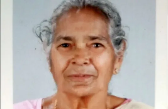 തൊടുപുഴ മടക്കത്താനം ആക്കപ്പടിക്കല്‍ അന്നക്കുട്ടി നിര്യാതയായി