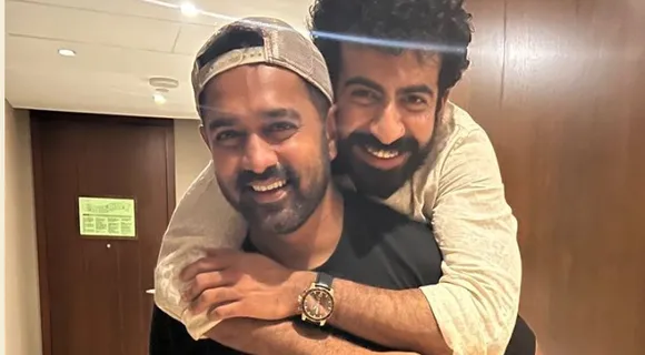 കൊത്ത് ഹിറ്റ് അടിച്ചോയെന്ന്  ആരാധകർ ; ആഡംബര വാഹനങ്ങൾ സ്വന്തമാക്കി ആസിഫും റോഷനും