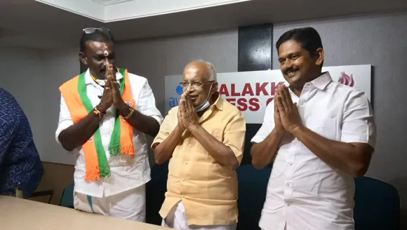 കുടിവെള്ള പ്രശ്നവും കാർഷിക പ്രശ്നങ്ങളും പരിഹരിക്കാനായതാണ് ഭരണ നേട്ടമെന്ന് ചിറ്റൂർ എൽ.ഡി.എഫ് എംഎൽഎ സ്ഥാനാർത്ഥി കെ കൃഷ്ണൻകുട്ടി:  നടക്കാതെ പോയ  കാർഷിക ഗവേഷണ കേന്ദ്രം തിരിച്ചു കൊണ്ടുവരുകയാണ് തൻ്റെ ലക്ഷ്യമെന്ന് യുഡിഎഫ് സ്ഥാനാർത്ഥി സുമേഷ് അച്ചുതൻ: വികസന മുരടിപ്പിനിടയാക്കിയത് ഏട്ടൻമാരുടെ ഭരണമാണെന്ന് എൻഡിഎ സ്ഥാനാർത്ഥി വി. നടേശൻ