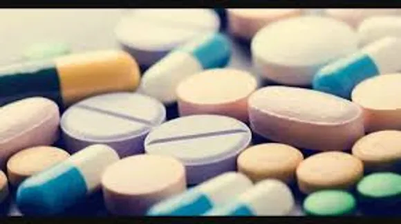 മഴക്കാലത്തിനൊപ്പം പനിക്കാലവും ; മിക്ക ആശുപത്രികളിലും പനിക്കുള്ള മരുന്നിനു ക്ഷാമം