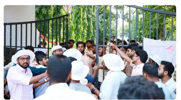 അങ്ങാടിപ്പുറം പോളിയിൽ ഫ്രറ്റേണിറ്റി ജാഥക്ക് നേരെ എസ്.എഫ്.ഐ കയ്യേറ്റം