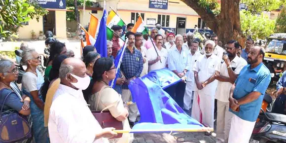 പെൻഷൻ പരിഷ്കരണം ആവശ്യപ്പെട്ട് ജല അതോറിറ്റി പെൻഷനേഴ്സ് പാലക്കാട് പ്രതിഷേധം നടത്തി