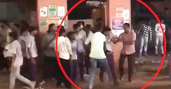 സ്കൂൾ കലോത്സവവുമായി ബന്ധപ്പെട്ടു  സംഘര്‍ഷം; കിഴിശേരിയില്‍ പ്ലസ് വണ്‍ വിദ്യാര്‍ഥിയെ മര്‍ദിച്ച പൊലീസുകാരനെ സസ്പെന്‍ഡ് ചെയ്തു