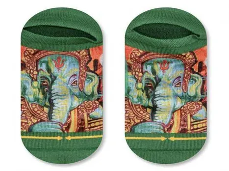 ഗണേശ് ഭഗവാന്റെ ചിത്രം സോക്ക്‌സില്‍: പ്രതിഷേധത്തെ തുടര്‍ന്ന് പിന്‍വലിച്ചു