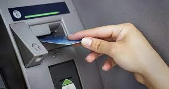 ഡെബിറ്റ് കാർഡ് വിവരങ്ങൾ ചോർത്തി പണം തട്ടിയെടുക്കുന്ന സംഘങ്ങൾ സജീവം; ഇനി ഈ കാര്യങ്ങൾ ശ്രദ്ധിച്ചില്ലങ്കിൽ പണി കിട്ടും