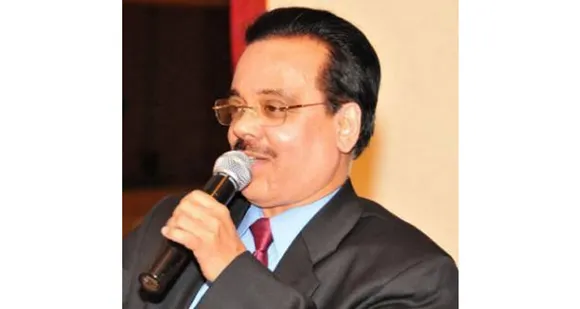 യുഡിഎഫിനെ തോല്‍പ്പിക്കുന്നതും ശവക്കുഴി തോണ്ടുന്നതും യുഡിഎഫു തന്നെ !