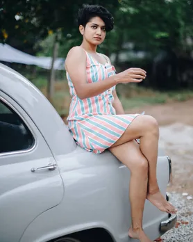 അയാളുടെ ജീവിതത്തില്‍ നടക്കുന്ന കാര്യങ്ങള്‍ ദിവസവും മെസേജ് അയയ്ക്കും, ഞാനത് മുഴുവന്‍ വായിക്കും, എനിക്ക് ഭയങ്കര ഇന്ററസ്റ്റിങ്ങായാണ് തോന്നിയത്, പക്ഷെ, എന്തോയൊരു പ്രശ്‌നം അയാള്‍ക്കുണ്ടെന്ന് തോന്നിയെന്നും അനാര്‍ക്കലി മരയ്ക്കാര്‍ 